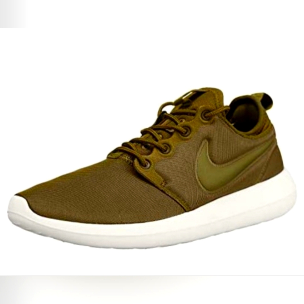Nike Roshe II -Ladies Decathalalon Sz.7.5 Runner Clean Moss Green